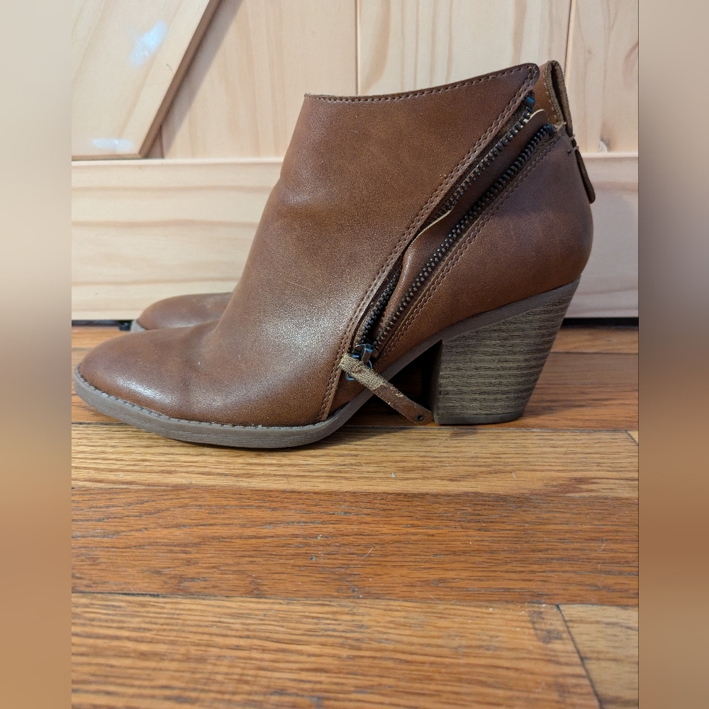 3" heel brown booties